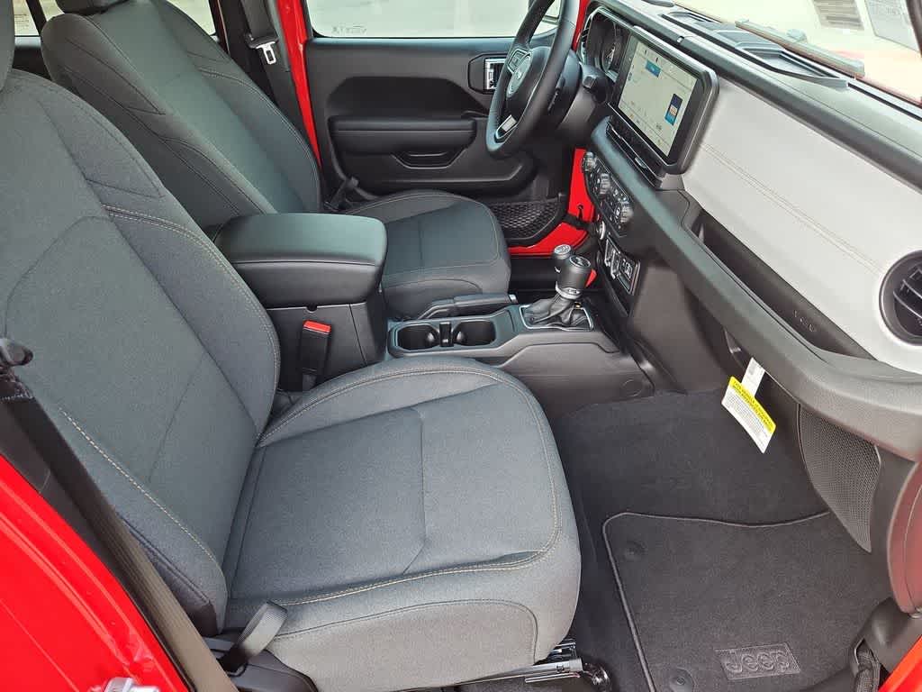 Thumbnail: 2026 Jeep Wrangler - 22