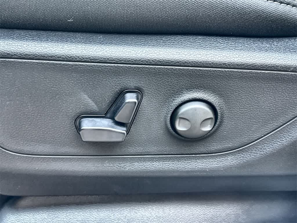 Thumbnail: 2026 RAM 1500 - 26