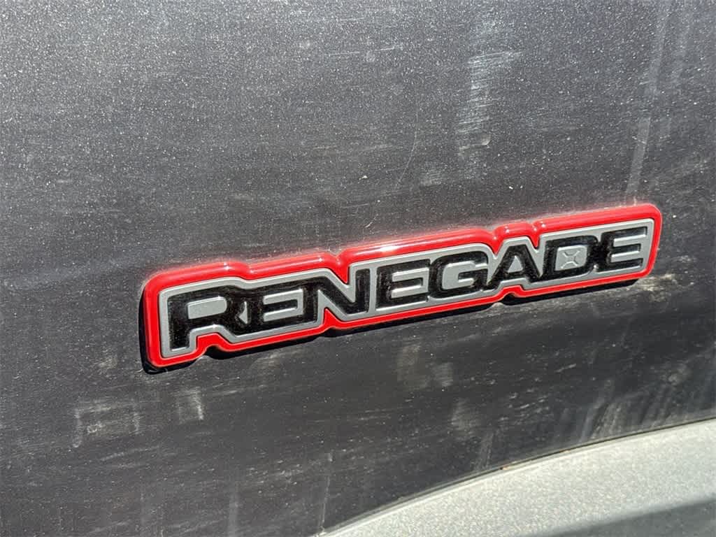 Thumbnail: 2021 Jeep Renegade - 9
