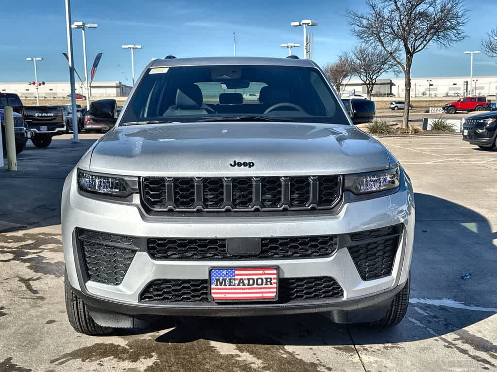 Thumbnail: 2026 Jeep Grand Cherokee - 7