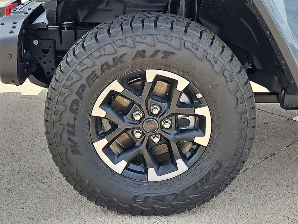 Thumbnail: 2026 Jeep Gladiator - 14