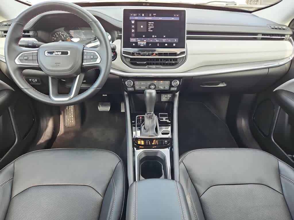 Thumbnail: 2022 Jeep Compass - 16