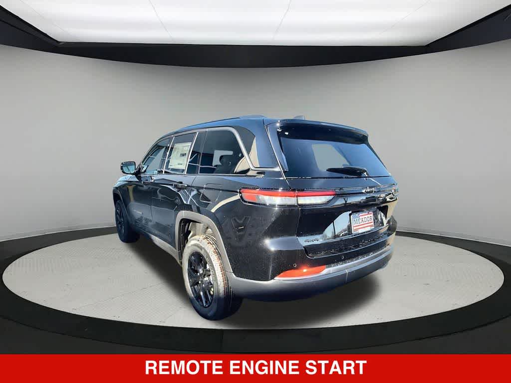 Thumbnail: 2026 Jeep Grand Cherokee - 4