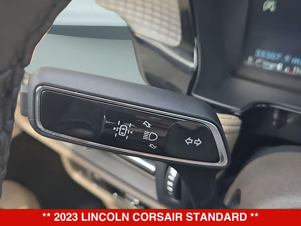 Thumbnail: 2023 Lincoln Corsair - 27