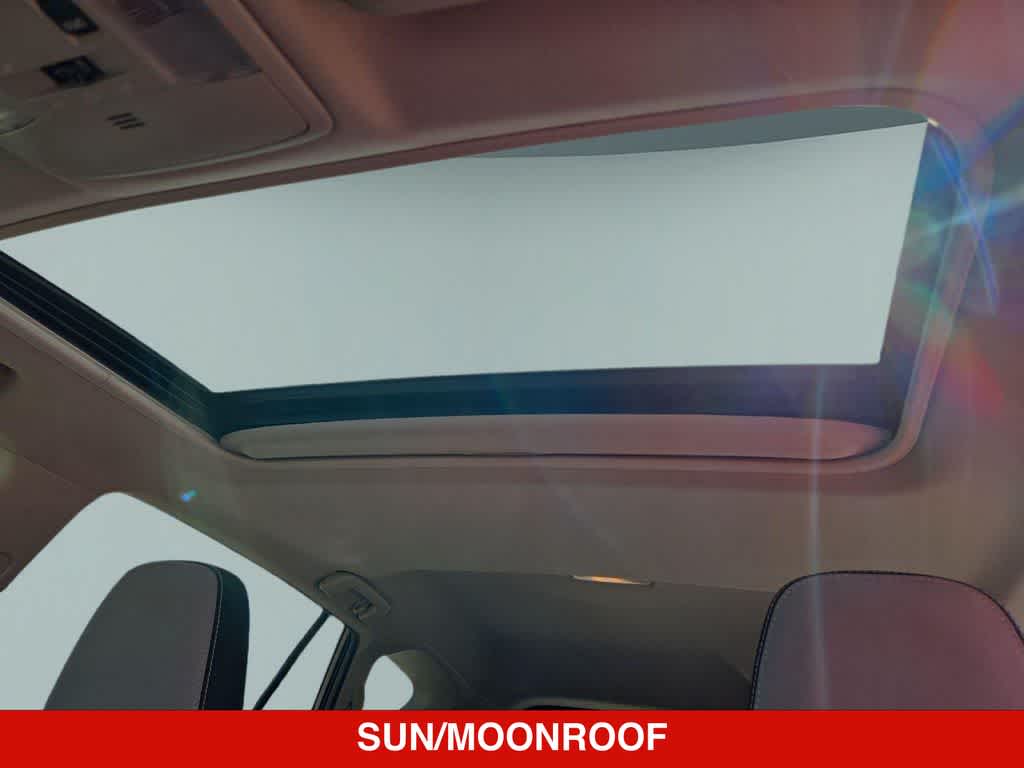 Thumbnail: 2018 Toyota RAV4 - 18