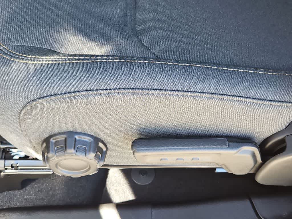 Thumbnail: 2026 Jeep Wrangler - 18