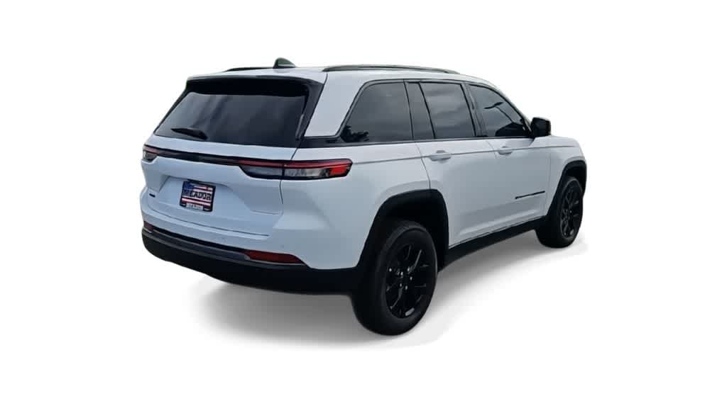 Thumbnail: 2026 Jeep Grand Cherokee - 8