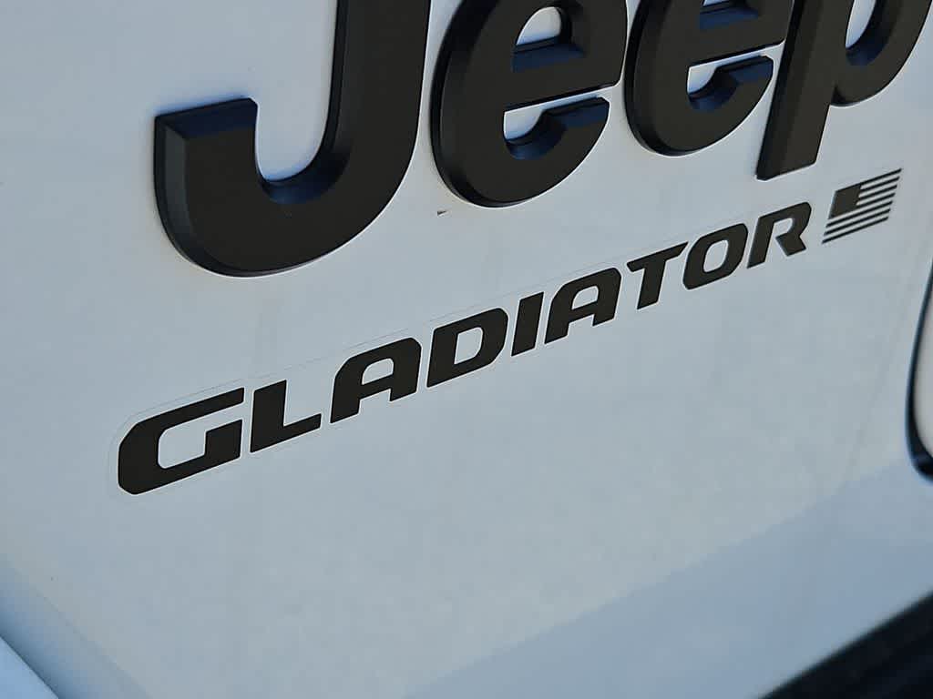 Thumbnail: 2026 Jeep Gladiator - 13