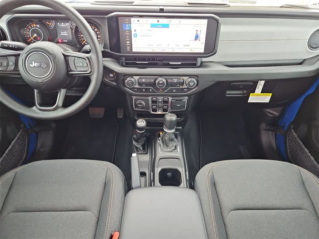 Thumbnail: 2026 Jeep Gladiator - 16