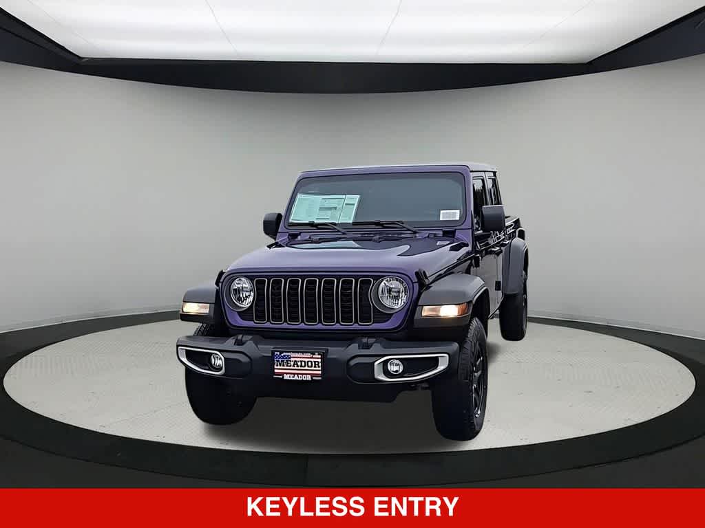 Thumbnail: 2026 Jeep Gladiator - 3