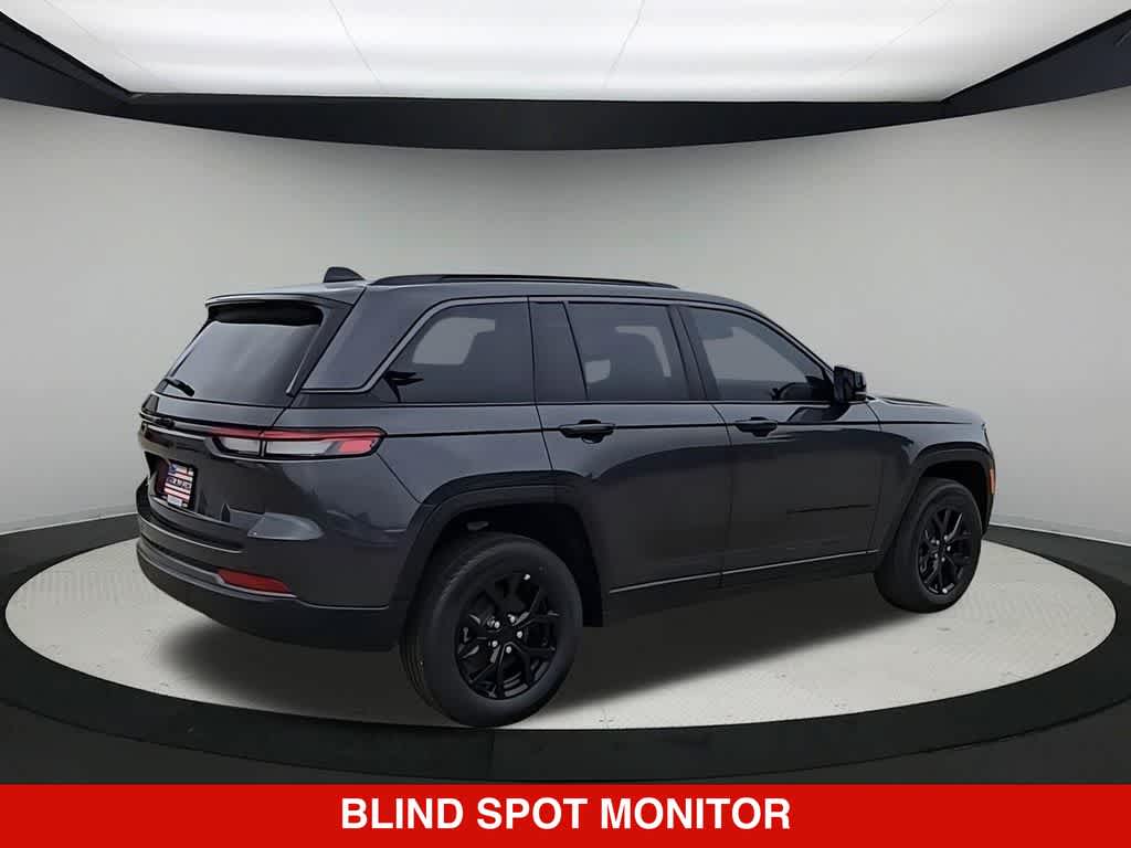 Thumbnail: 2026 Jeep Grand Cherokee - 8