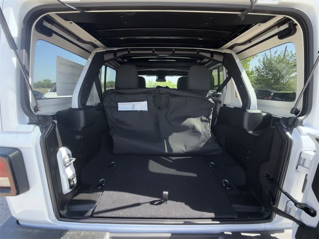 Thumbnail: 2025 Jeep Wrangler - 14