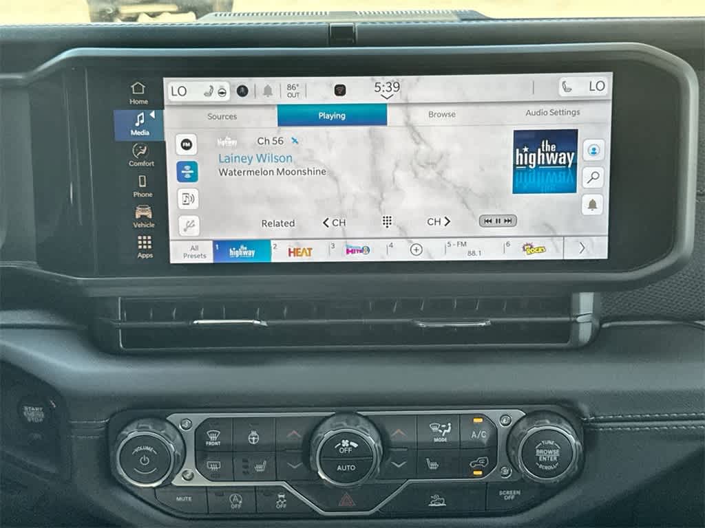 Thumbnail: 2025 Jeep Gladiator - 16