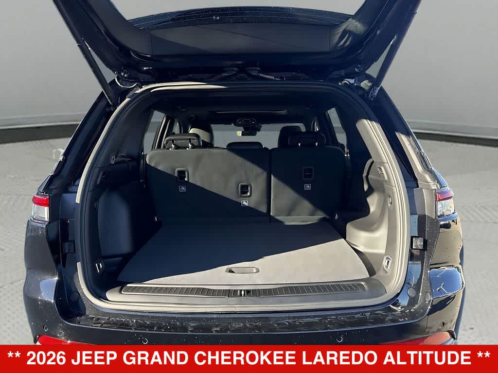 Thumbnail: 2026 Jeep Grand Cherokee - 22