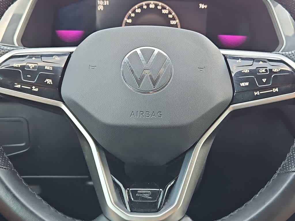 Thumbnail: 2023 Volkswagen Tiguan - 25