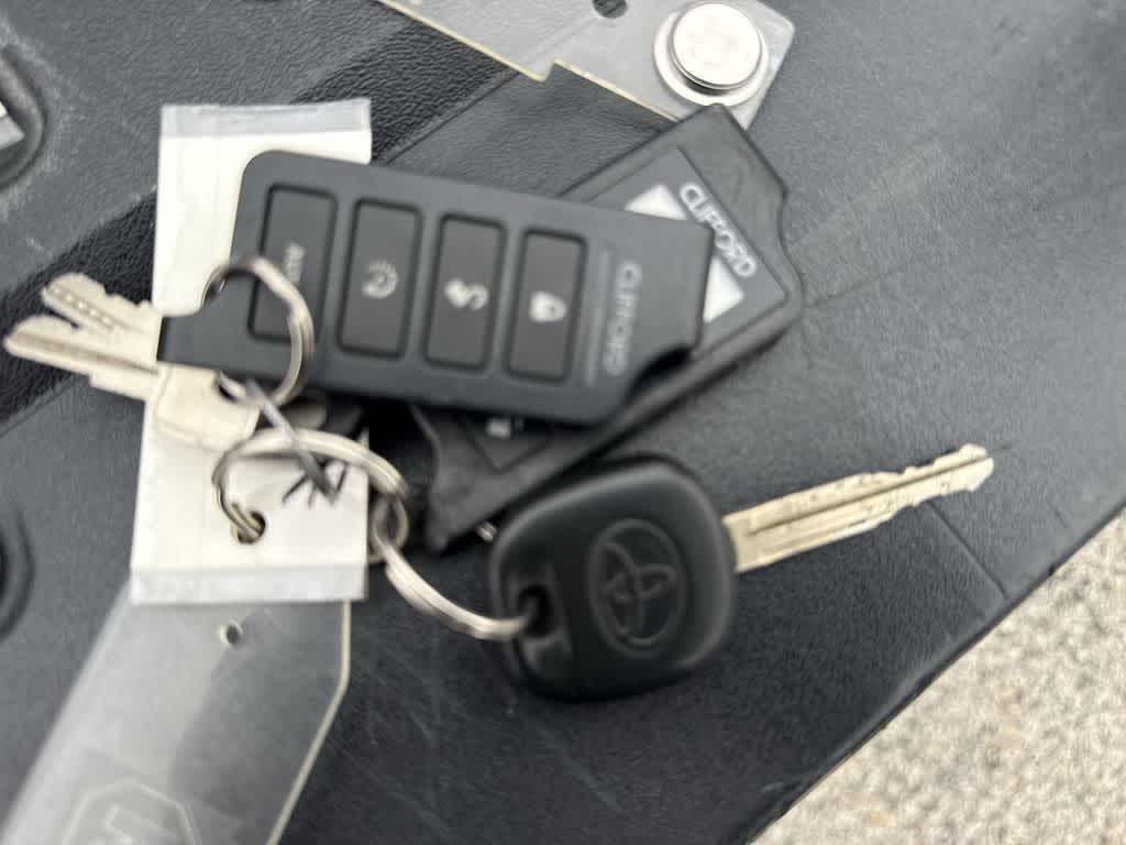 Thumbnail: 2012 Toyota Tundra - 25