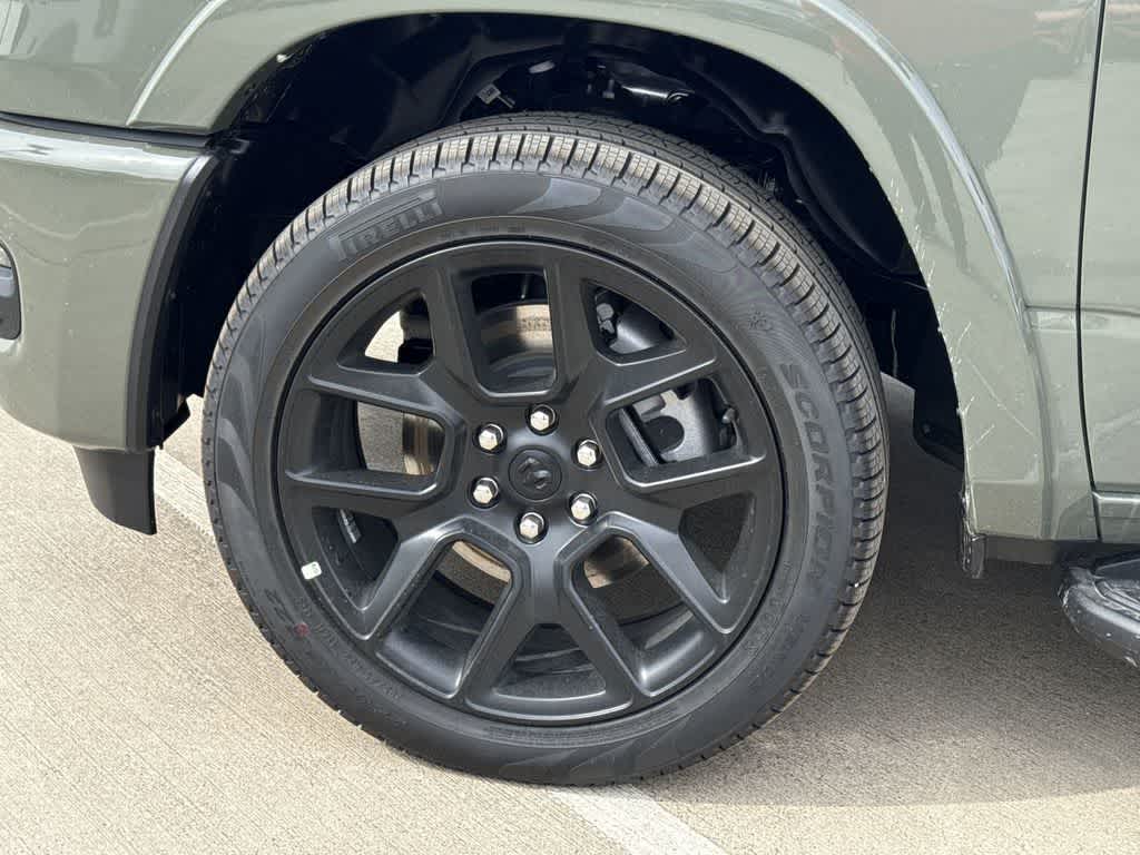 Thumbnail: 2026 RAM 1500 - 9