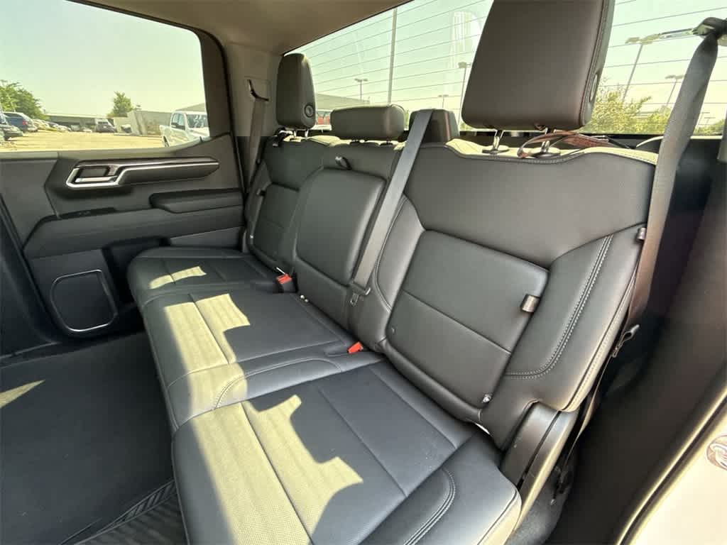 2023 Chevrolet Silverado 1500 LTZ 12