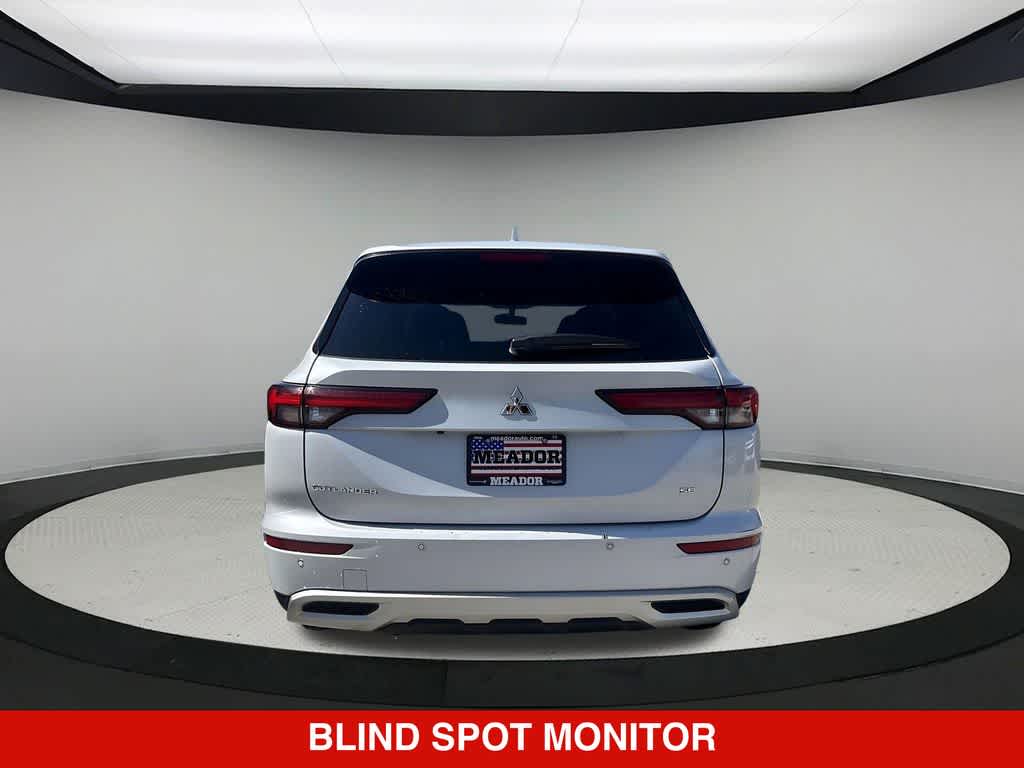 Thumbnail: 2024 Mitsubishi Outlander - 5