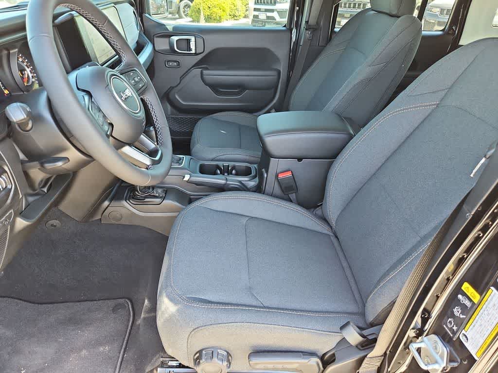 Thumbnail: 2026 Jeep Wrangler - 17