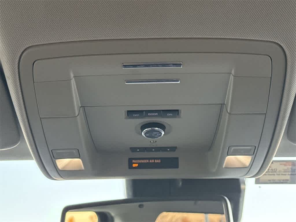 Thumbnail: 2020 Chevrolet Suburban - 23