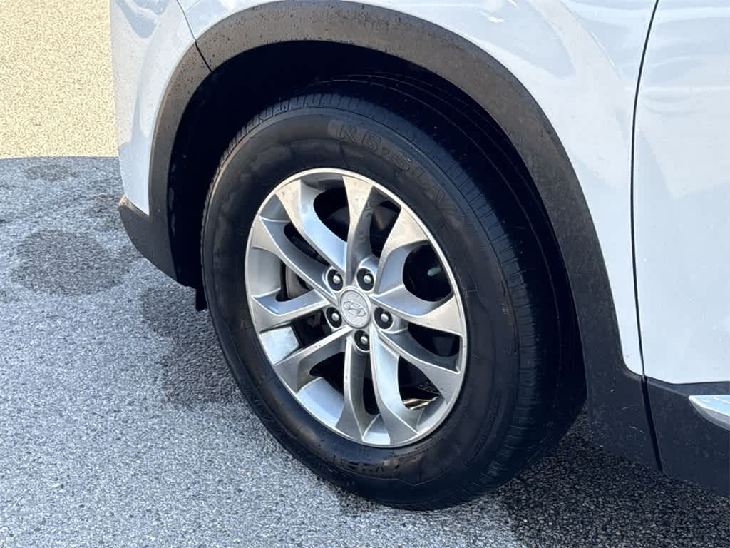 Thumbnail: 2020 Hyundai Santa Fe - 9