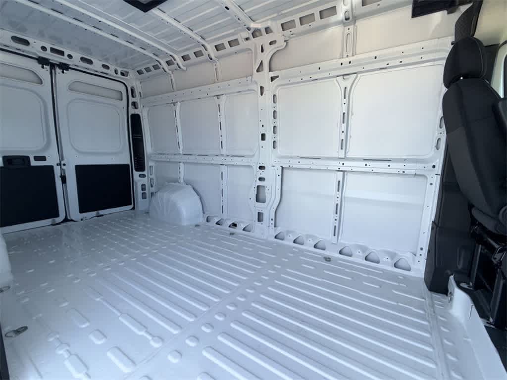 Thumbnail: 2026 RAM ProMaster - 16