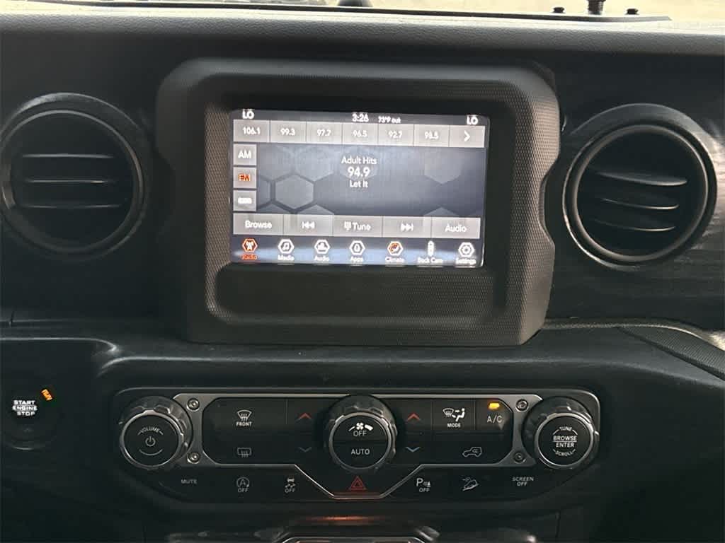 Thumbnail: 2019 Jeep Wrangler - 15