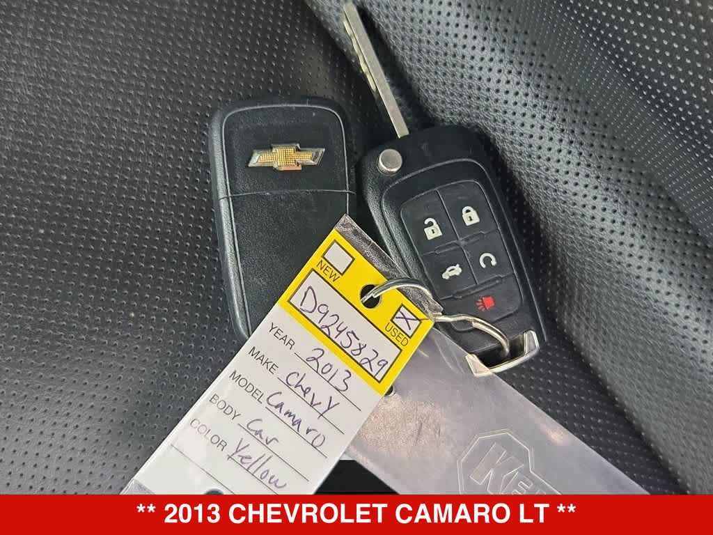 Thumbnail: 2013 Chevrolet Camaro - 33