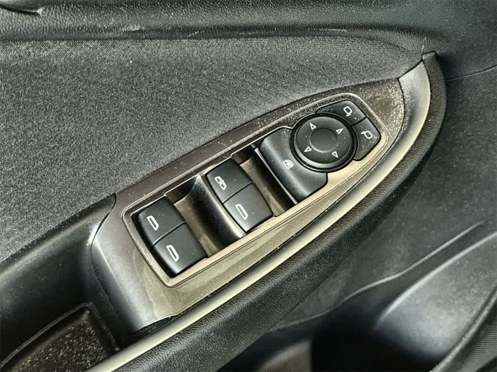 Thumbnail: 2023 Chevrolet Malibu - 24