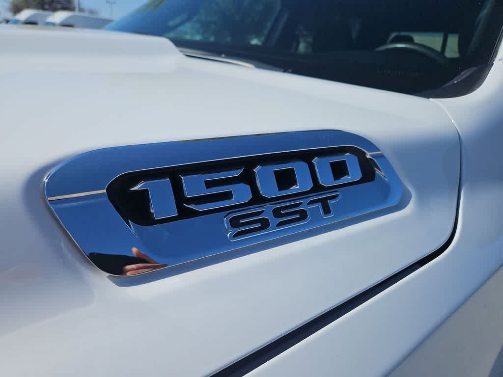 Thumbnail: 2025 RAM 1500 - 13