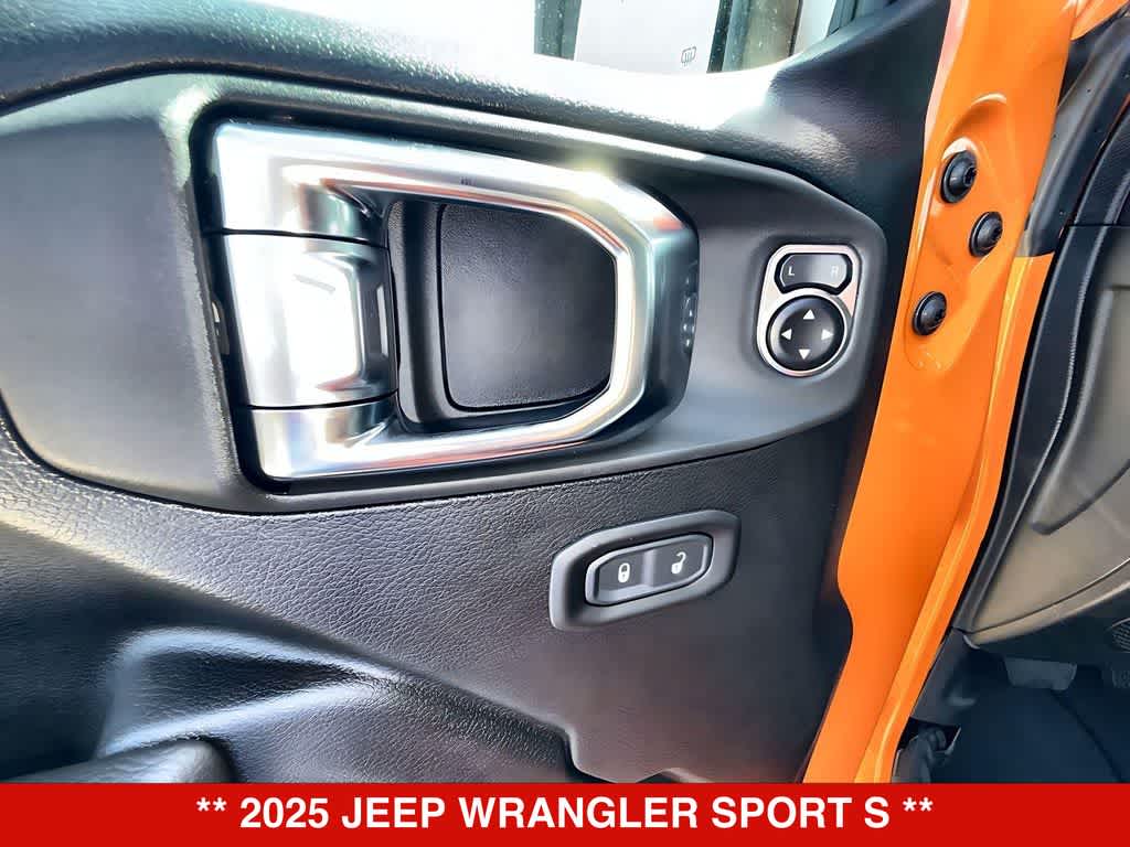 Thumbnail: 2025 Jeep Wrangler - 22