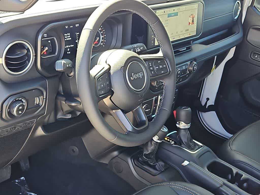 Thumbnail: 2026 Jeep Gladiator - 10