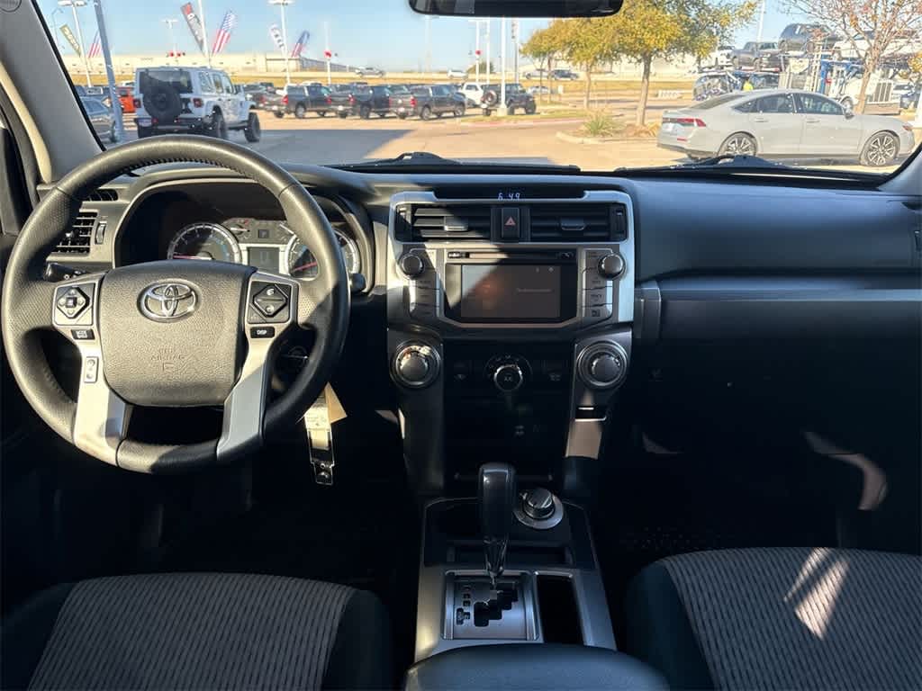 Thumbnail: 2017 Toyota 4Runner - 17