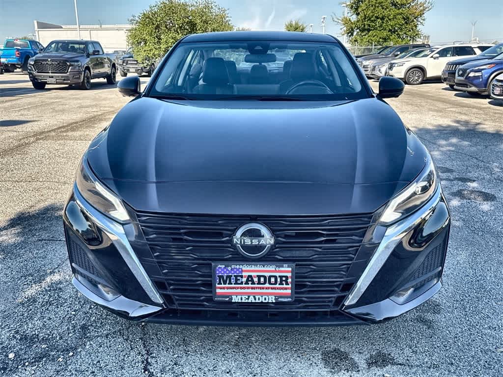 Thumbnail: 2023 Nissan Altima - 6