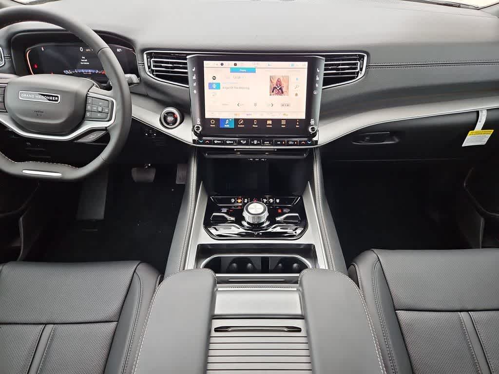 Thumbnail: 2026 Jeep Grand Wagoneer - 16
