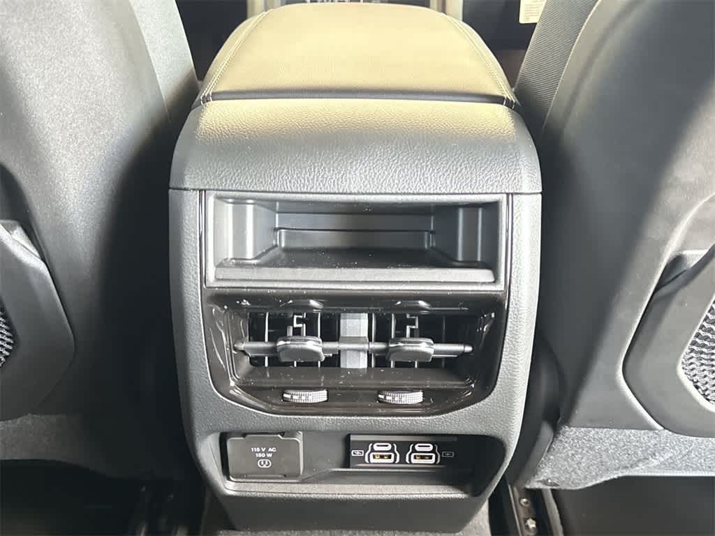 Thumbnail: 2025 Jeep Grand Cherokee - 20