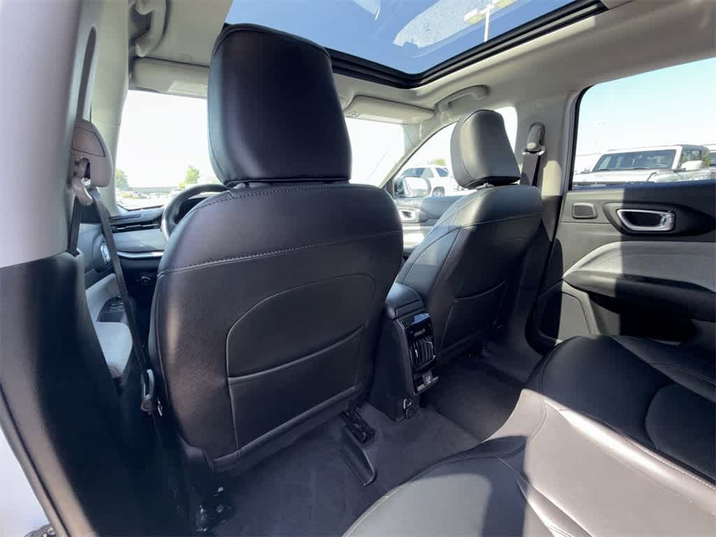 Thumbnail: 2022 Jeep Compass - 11