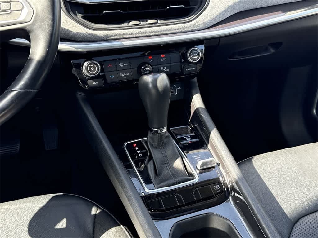 Thumbnail: 2022 Jeep Compass - 18