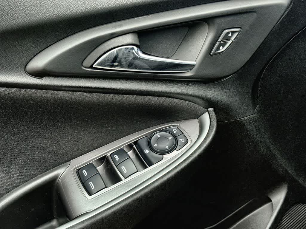 Thumbnail: 2024 Chevrolet Malibu - 16