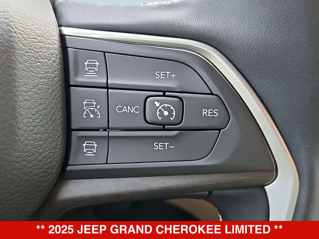 Thumbnail: 2025 Jeep Grand Cherokee - 27