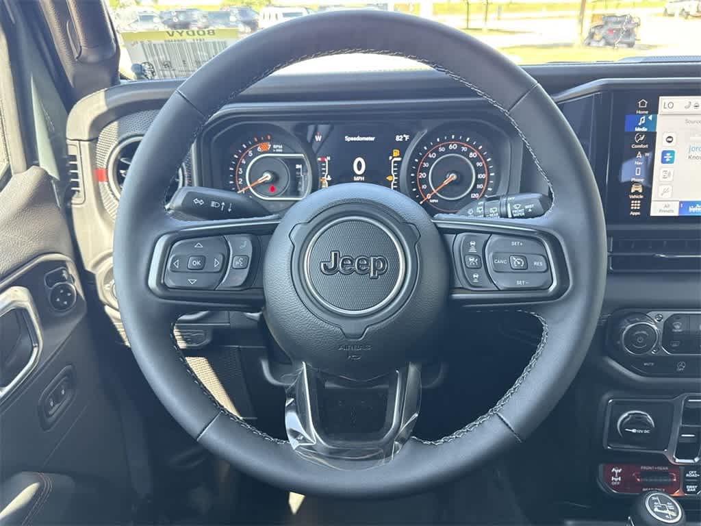 Thumbnail: 2025 Jeep Wrangler - 18