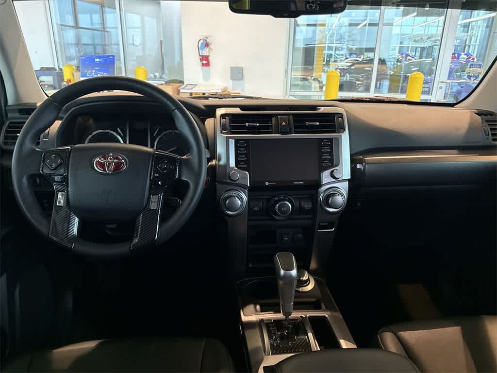 Thumbnail: 2023 Toyota 4Runner - 15