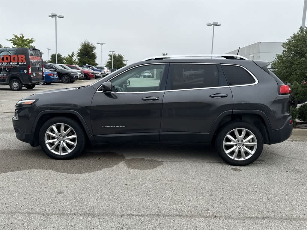 Thumbnail: 2016 Jeep Cherokee - 3