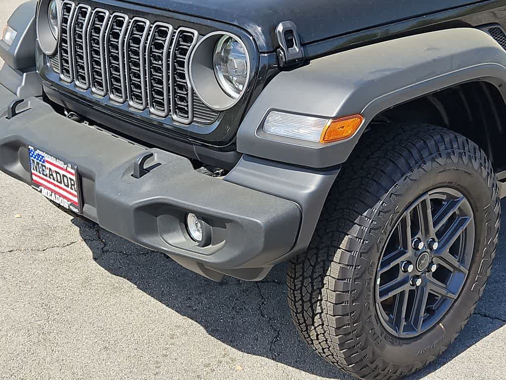 Thumbnail: 2026 Jeep Wrangler - 11