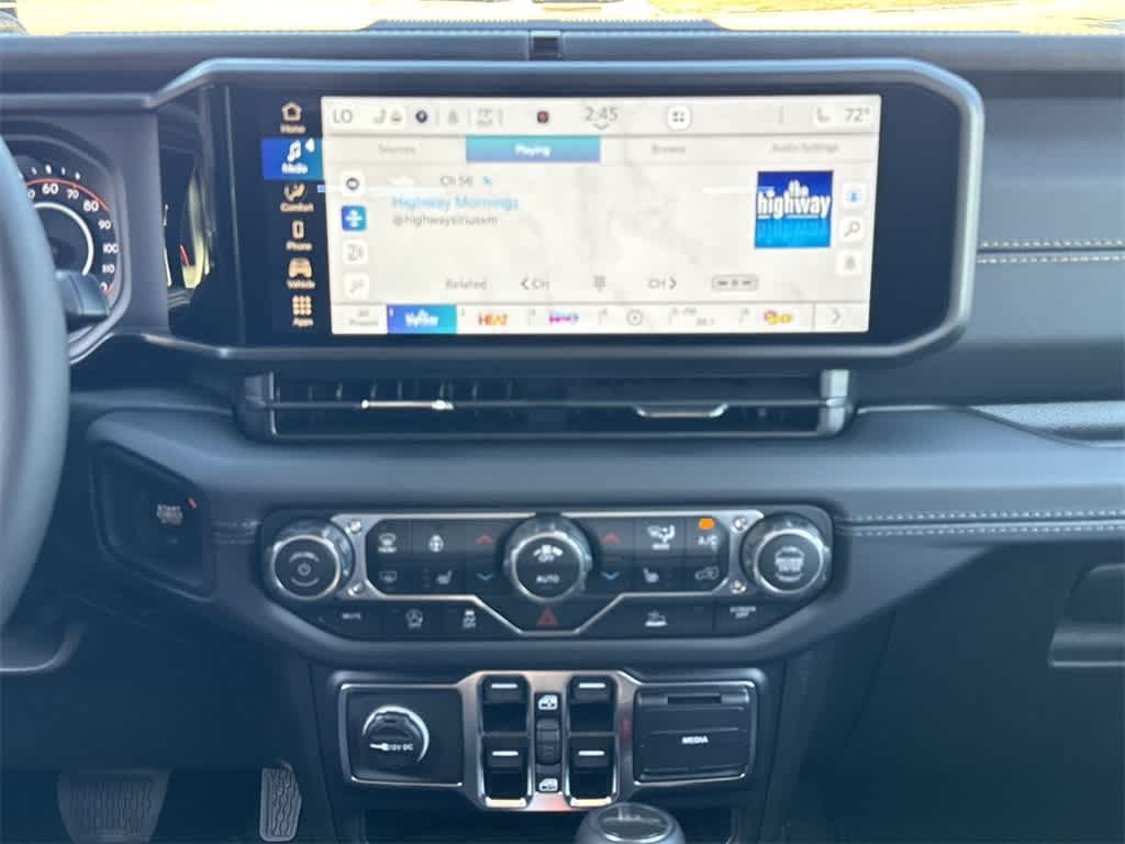 Thumbnail: 2025 Jeep Gladiator - 16