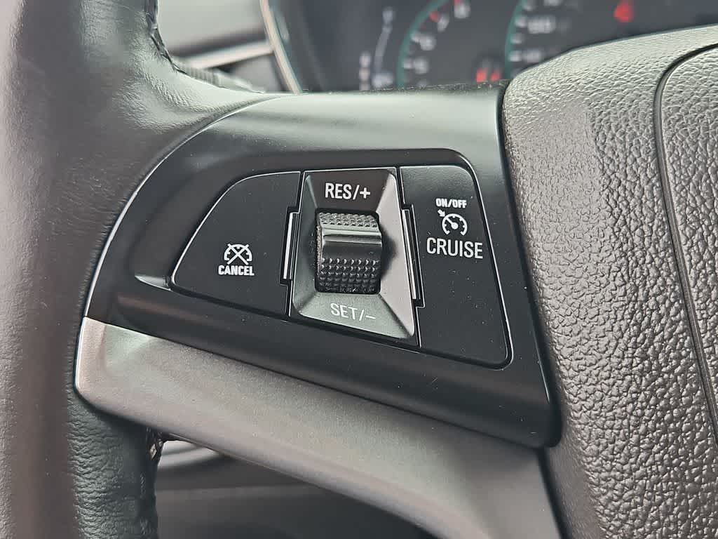 Thumbnail: 2020 Chevrolet Trax - 24