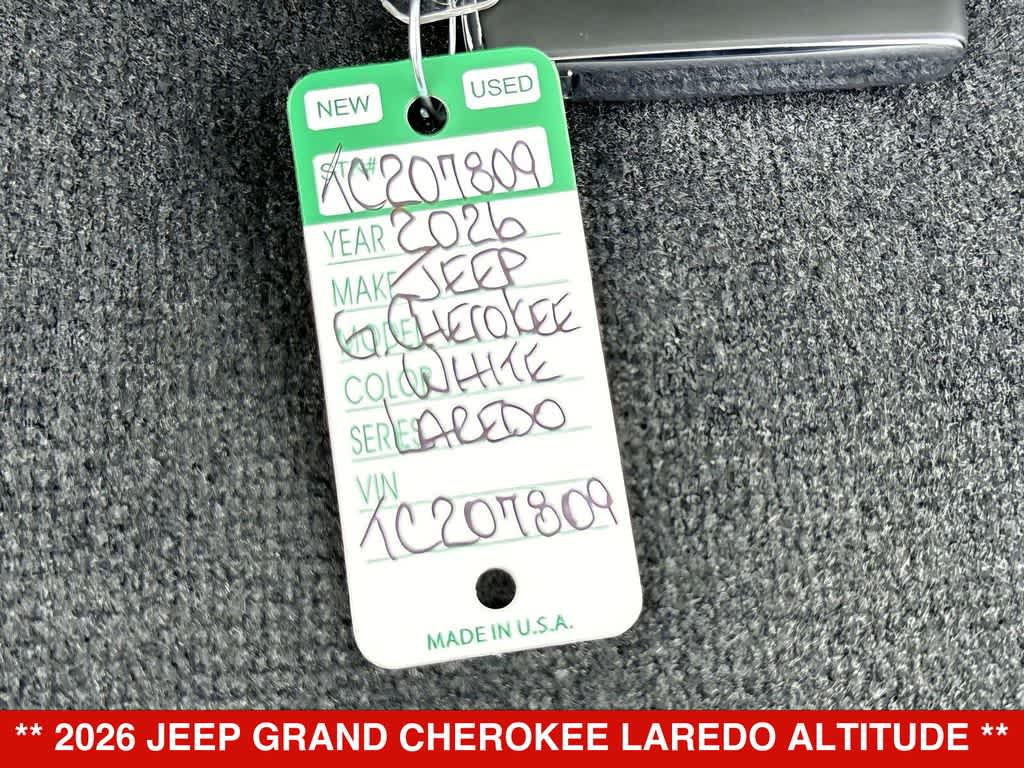 Thumbnail: 2026 Jeep Grand Cherokee - 24