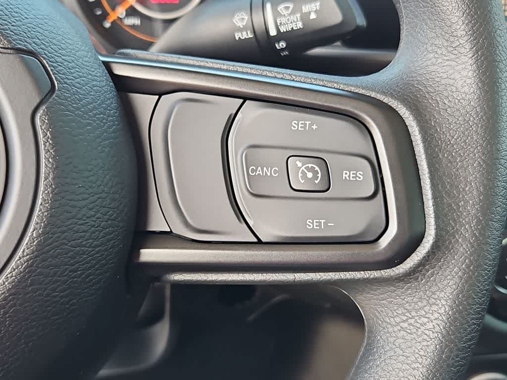 Thumbnail: 2026 Jeep Gladiator - 25