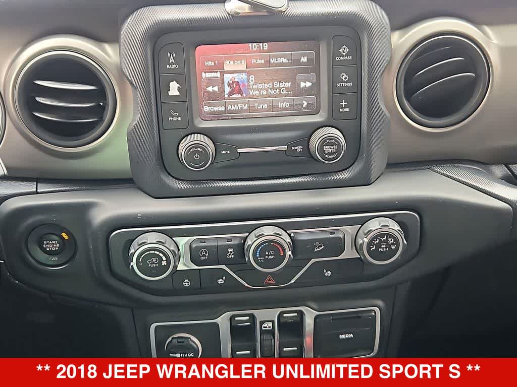 Thumbnail: 2018 Jeep Wrangler - 28